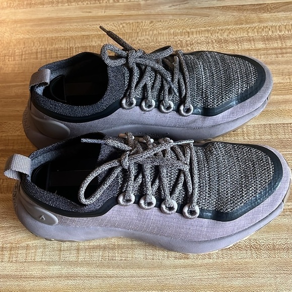 Allbirds Women’s Trail Runnners SWT Running Shoes Size 9.5 - Picture 2 of 11